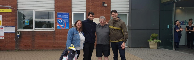 First patient tested for COVID-19 at Arrowe Park returns home after 7 weeks First patient tested for COVID-19 at Arrowe Park returns home after 7 weeks