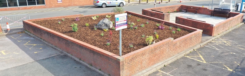 Arrowe Park Hospital gardens get makeover thanks to SP Energy Networks and partners Arrowe Park Hospital gardens get makeover thanks to SP Energy Networks and partners