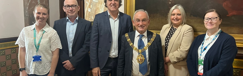 Partnership Launches Personalised Cancer Support Service in Wirral Partnership Launches Personalised Cancer Support Service in Wirral